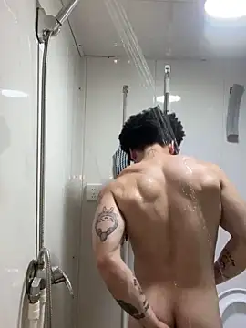 Snapshot of cutestpenis chatting on 12/17/25, 06:03 cutestpenis online show from 12/17/25, 06:03