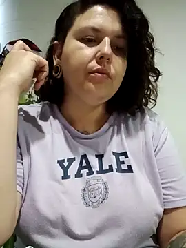 Divine Pouvoir online show from 04/21/26, 11:05