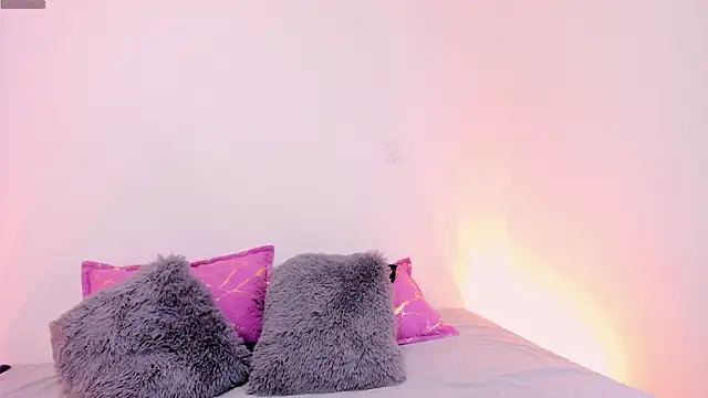 Lilicopper    online show from 01/09/26, 09:27