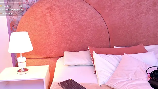 Celeste Clarke online show from 02/06/26, 07:50