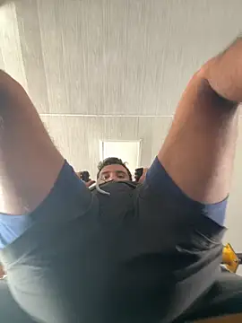 chico sweet online show from 12/15/25, 04:33