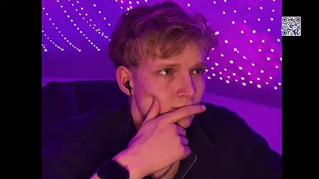 Elias Veins online show from 04/26/26, 03:59