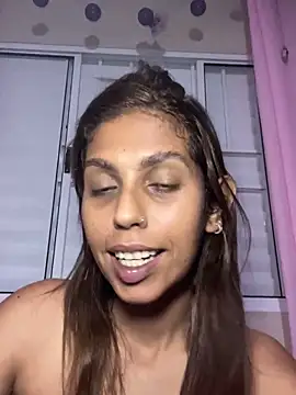 vanessalopess online show from 12/18/25, 02:28