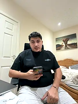 Snapshot of Juliann69Ramiro chatting on 12/16/25, 10:37 Juliann69Ramiro online show from 12/16/25, 10:37