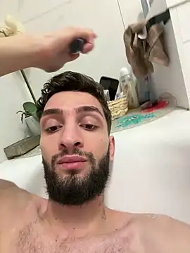 Juliann69Ramiro online show from 03/02/26, 05:53