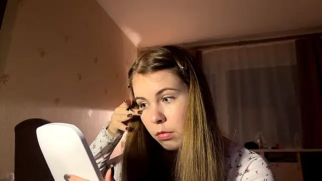 MaevAmy online show from 12/17/25, 02:45