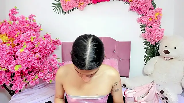 Bianca baldwin  online show from 01/12/26, 08:36