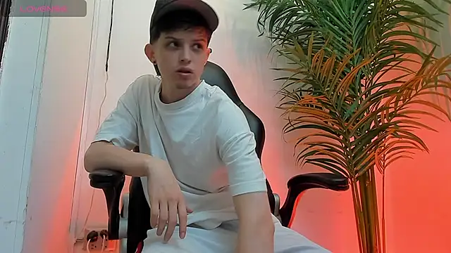 Snapshot of sebastamayo_ chatting on 01/16/26, 08:57 sebastamayo online show from 01/16/26, 08:57