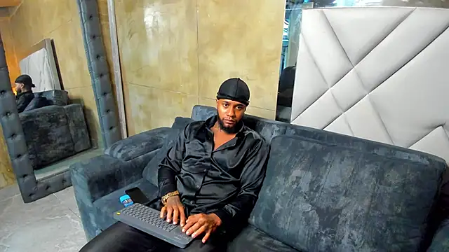 jay jhonson01 online show from 12/22/25, 03:47