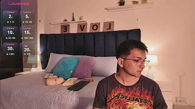 Archie 77 online show from 02/21/26, 03:18