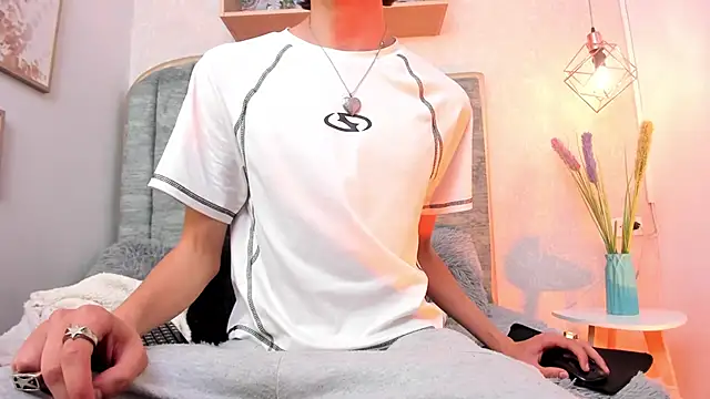 Cody Bloom online show from 04/15/26, 05:03