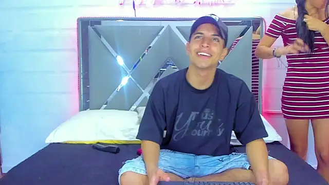 Snapshot of THREE_ENCHANTED chatting on 12/16/25, 12:04 THREE ENCHANTED online show from 12/16/25, 12:04