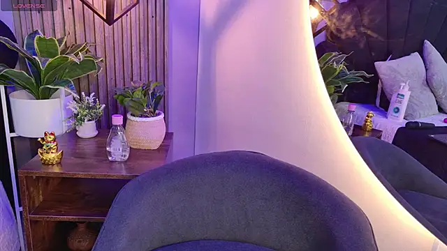 vicky lopez online show from 04/12/26, 02:49