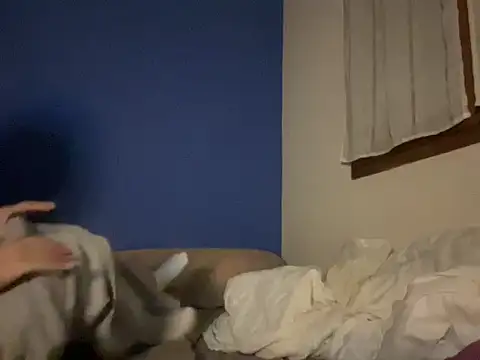 Snapshot of CoquineCharmeuse chatting on 12/16/25, 11:21 CoquineCharmeuse online show from 12/16/25, 11:21