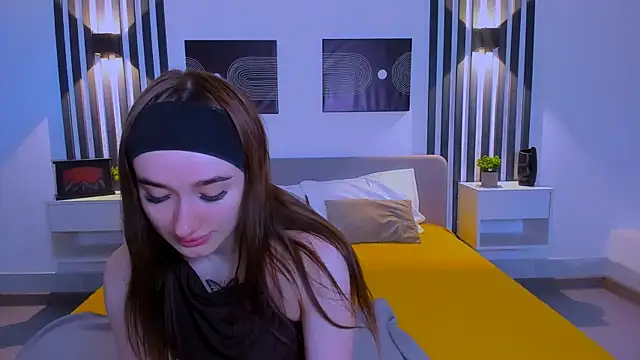 Evis Dailyy online show from 02/28/26, 01:06