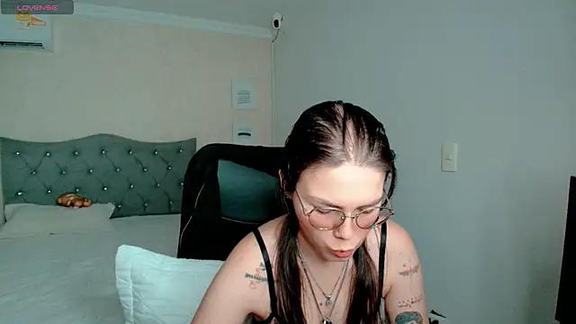 lexalove doll online show from 04/22/26, 04:52