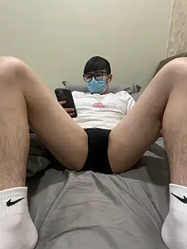 YourBoYyyyyyyy online show from 04/03/26, 09:18