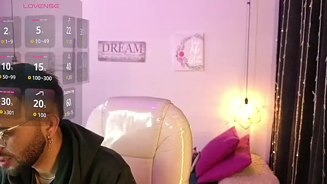 annie and ryan online show from 03/01/26, 04:36