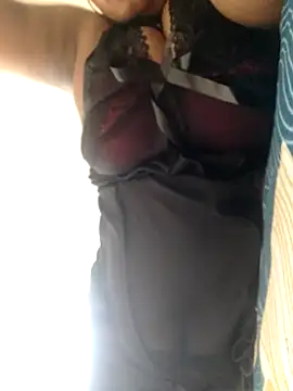 Snapshot of Palkova12 chatting on 12/15/25, 05:44 Palkova12 online show from 12/15/25, 05:44