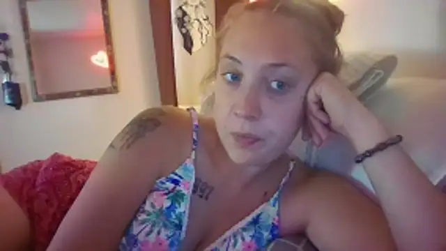 dixielover1229 online show from 06/15/26, 10:45