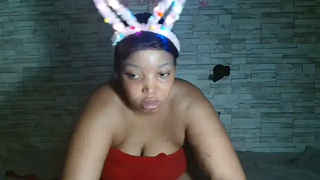 Yellowmellow01 online show from 04/04/26, 04:04