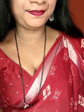 Snapshot of Rachu_love chatting on 04/30/26, 06:53 Rachu love online show from 04/30/26, 06:53