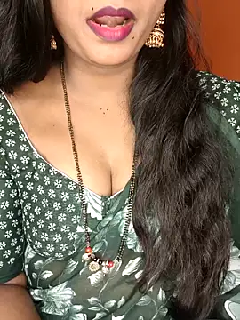 Snapshot of Rachu_love chatting on 05/11/26, 05:54 Rachu love online show from 05/11/26, 05:54