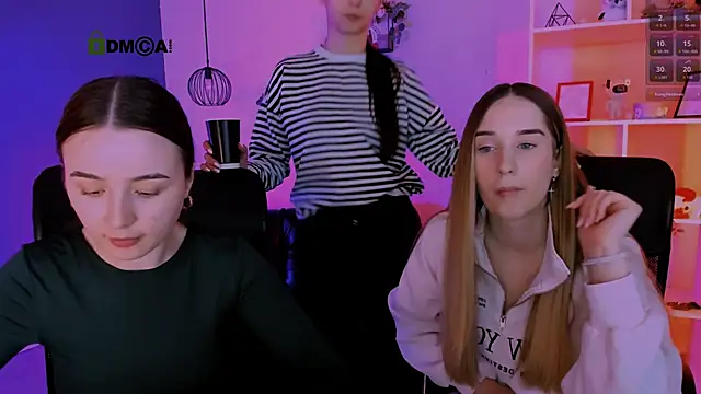 mila firee online show from 04/23/26, 08:57