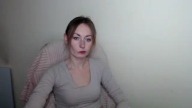 LiaSeass  online show from 04/15/26, 12:23