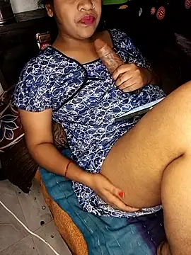 Snapshot of Desi_bhabhi299 chatting on 12/16/25, 05:18 Desi bhabhi299 online show from 12/16/25, 05:18