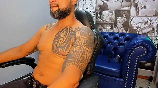 Snapshot of Salvador_Ferrer_ chatting on 12/15/25, 07:51 Salvador Ferrer online show from 12/15/25, 07:51