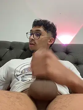 toritoga online show from 03/21/26, 03:11