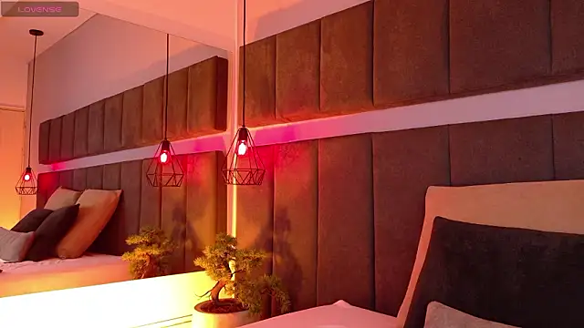 luna blannco online show from 02/19/26, 04:58