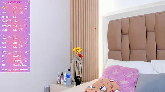 emily rivas  online show from 04/06/26, 03:26