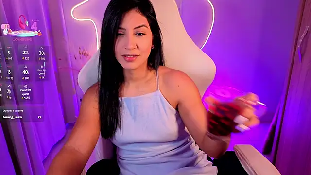 chloebum  online show from 04/01/26, 11:00