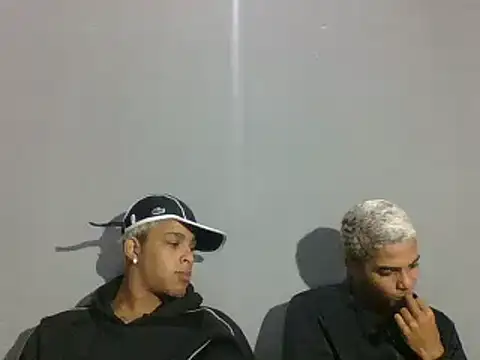 Snapshot of Jottarlk_ chatting on 12/18/25, 11:33 Jottarlk online show from 12/18/25, 11:33