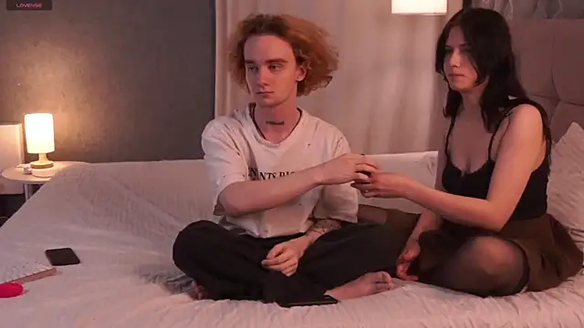 indulgencex   online show from 04/16/26, 05:14