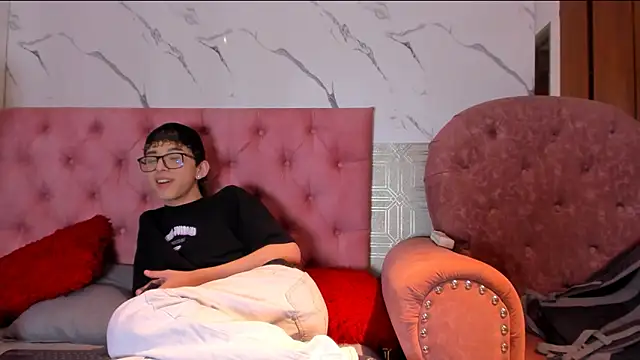 double temptation2 online show from 12/16/25, 08:03