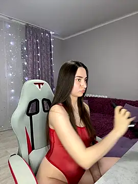 Snapshot of Lina_________ chatting on 01/07/26, 11:18 Lina online show from 01/07/26, 11:18