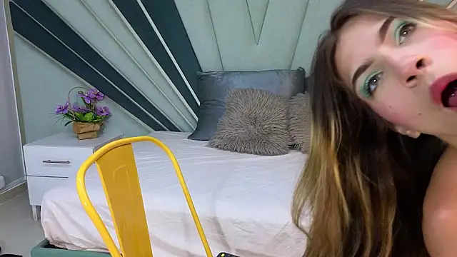 DulceeEsmeralda online show from 03/16/26, 02:32