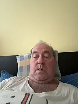 Snapshot of csikar chatting on 06/01/26, 06:04 csikar online show from 06/01/26, 06:04