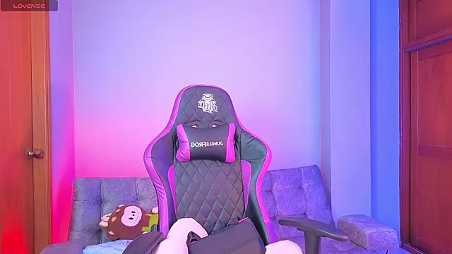 melanimorgan1 online show from 03/19/26, 05:00