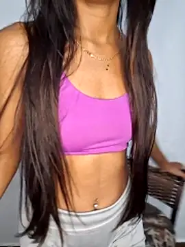 Snapshot of meenina_veneno chatting on 02/06/26, 11:52 meenina veneno online show from 02/06/26, 11:52