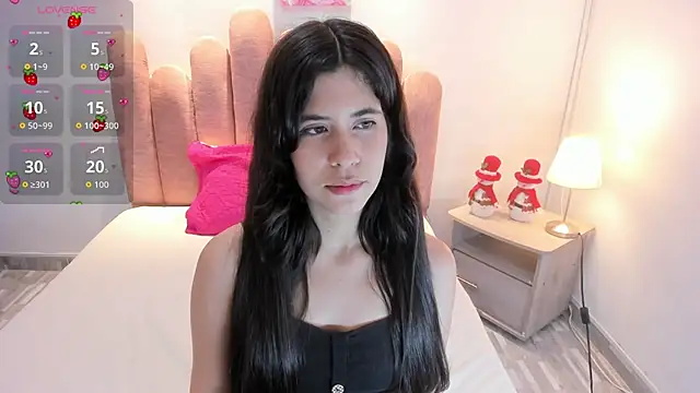 SamanthaHill2 online show from 12/15/25, 07:51