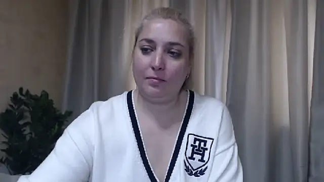 sweetpussy13 online show from 06/02/26, 06:15