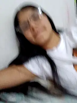 Snapshot of pig_piggy chatting on 12/18/25, 10:27 pig piggy online show from 12/18/25, 10:27