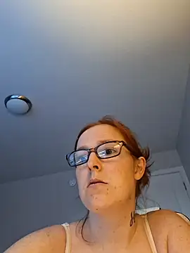 Snapshot of redremmi chatting on 02/16/26, 11:23 redremmi online show from 02/16/26, 11:23