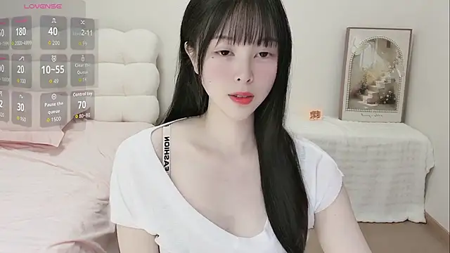 Anna-2005 online show from 04/23/26, 05:41