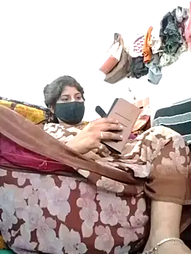 Snapshot of Rachna50 chatting on 06/05/26, 05:25 Rachna50 online show from 06/05/26, 05:25