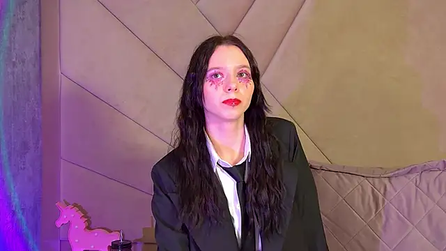 ArinaKubrick online show from 04/15/26, 07:58